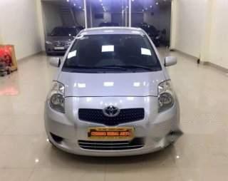 Toyota Yaris 1.3 2008 - Cần bán Toyota Yaris 1.3 sản xuất năm 2008, màu bạc, nhập khẩu chính chủ