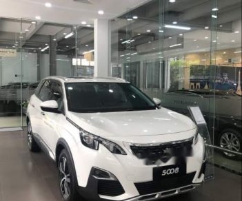 Peugeot 5008 2019 - Cần bán xe Peugeot 5008 sản xuất năm 2019, màu trắng, xe nhập