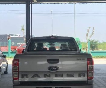 Ford Ranger  XLS 2.2l AT 2018 - Bán Ford Ranger XLS 2.2l AT 2018, màu bạc, nhập khẩu. Xe đủ màu - giao trong tháng