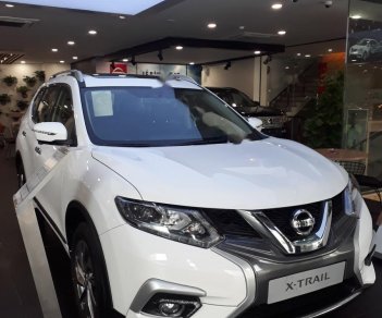 Nissan X trail V Series 2.5 SV Luxury 4WD 2019 - Bán xe Nissan X trail V Series 2.5 SV Luxury 4WD đời 2019, màu trắng, giá tốt