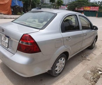 Daewoo Gentra   2010 - Cần bán gấp Daewoo Gentra năm 2010, màu bạc, xe đẹp