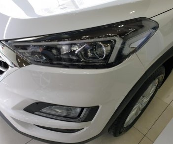 Hyundai Tucson 2.0L  2019 - Bán Tucson facelift 2019 đủ màu, xe giao ngay, liên hệ 0934.032.232