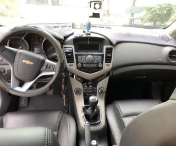 Chevrolet Cruze  LT 1.6 MT 2017 - Bán Chevrolet Cruze LT 1.6MT, đời 2017, xe lướt, biển SG