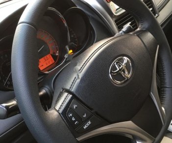 Toyota Yaris 1.5G 2016 - Bán ô tô Toyota Yaris 1.5G sản xuất 2016, màu bạc, nhập khẩu nguyên chiếc xe gia đình