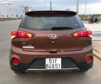 Hyundai i20 Active   1.4AT 2015 - Bán ô tô Hyundai i20 Active 1.4AT năm sản xuất 2015, màu nâu, xe nhập  