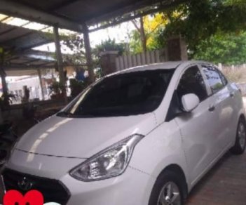 Hyundai Grand i10   2018 - Cần bán gấp Hyundai Grand i10 năm 2018, màu trắng