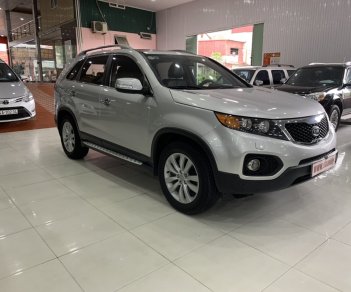 Kia Sorento 2010 - Cần bán xe Kia Sorento năm sản xuất 2010, màu bạc, nhập khẩu, giá tốt