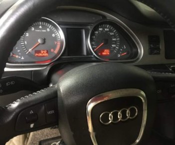 Audi Q7 2007 - Bán Audi Q7 năm sản xuất 2007, màu trắng, đi 84000km