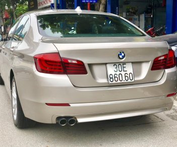 BMW 5 Series 2012 - Bán BMW 520i sản xuất 2012, ghế da siêu mới