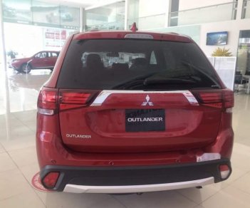 Mitsubishi Outlander 2.0 CVT 2019 - Bán xe Mitsubishi Outlander đời 2019, màu đỏ