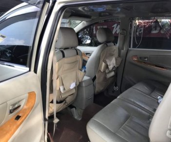 Toyota Innova V 2009 - Bán Toyota Innova V 2009, màu vàng cát, số tự động, giá 395tr