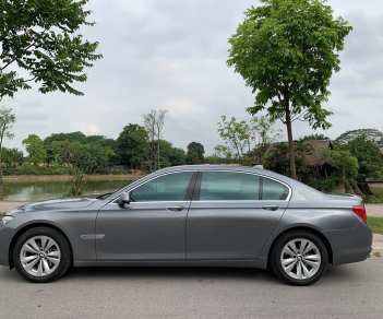 BMW 7 Series 730Li 2010 - Cần bán lại xe BMW 7 Series sản xuất 2010 màu xanh lam, giá tốt, xe nhập