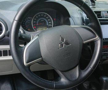 Mitsubishi Attrage CVT 2015 - Bán Mitsubishi Attrage CVT năm 2015, màu trắng, xe nhập, xe nhà mới đi 16.000km