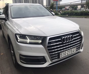 Audi Q7 2016 - Bán Audi Q7 2.0 2016, xe đẹp đi ít, nội thất kem, cam kết không lỗi bao kiểm tra hãng