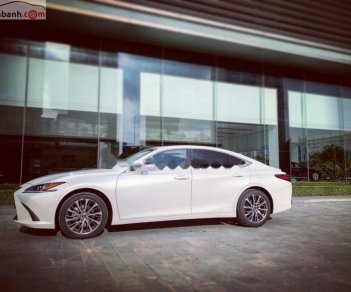 Lexus ES 250 2019 - Cần bán Lexus ES 250 đời 2019, màu trắng, nhập khẩu