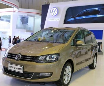 Volkswagen Sharan   2017 - Bán Volkswagen Sharan đời 2017, màu vàng, nhập khẩu 