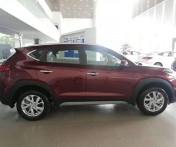 Hyundai Tucson   Facelift 2019 - Bán ô tô Hyundai Tucson Facelift sản xuất năm 2019, màu đỏ, giá tốt