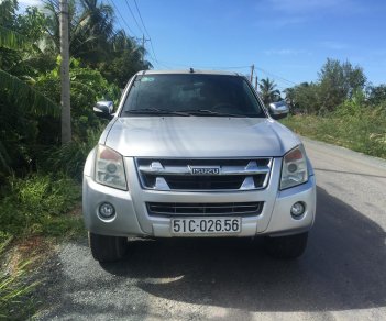 Isuzu Dmax 2011 - Bán ô tô Isuzu Dmax sản xuất 2011, màu bạc, xe nhập khẩu Thái Lan, giá tốt 320 triệu