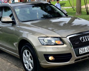 Audi Q5  2.0 Quatro 2010 - Bán xe Audi Q5 2.0 Quatro 2010, màu vàng cát