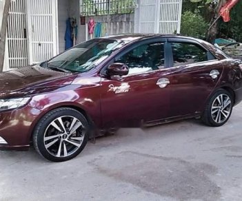 Kia Forte 2011 - Cần bán gấp Kia Forte sản xuất 2011, màu đỏ xe gia đình