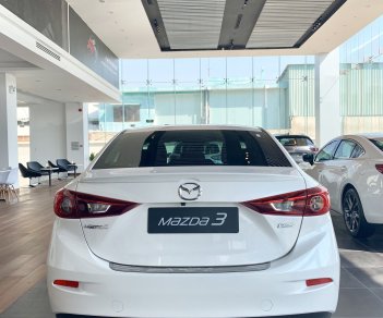 Mazda 3  1.5 2019 - Cần bán xe Mazda 3 1.5 đời 2019, màu trắng