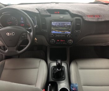 Kia K3 1.6MT 2015 - Bán Kia K3 1.6MT đời 2015, màu trắng, không kinh doanh dịch vụ