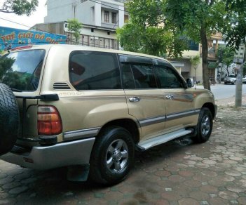 Toyota Land Cruiser 4x4 2000 - Toyota Land Cruiser 4x4 năm 2000, nhập từ Nhật, số sàn, chính chủ xe 2 cầu còn nguyên bản, giá 275tr