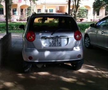 Chevrolet Spark   2010 - Cần bán xe Chevrolet Spark đời 2010, màu bạc, xe nguyên bản