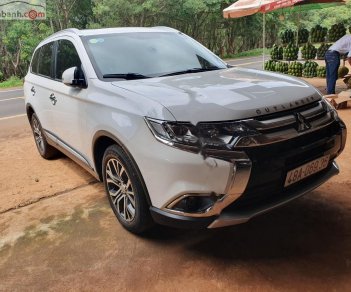 Mitsubishi Outlander 2018 - Bán xe Mitsubishi Outlander đời 2018, màu trắng, giá tốt