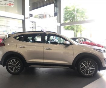 Hyundai Tucson 2.0 ATH 2019 - Bán xe Hyundai Tucson 2.0 ATH đời 2019, 878 triệu