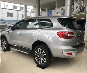 Ford Everest   2019 - Cần bán Ford Everest đời 2019, màu bạc, nhập khẩu nguyên chiếc, thiết kế hiện đại, tiện nghi