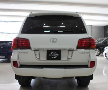 Lexus LX 570 2010 - HCM: Bán Lexus LX 570 2010, màu trắng, xe nhập