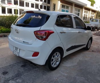 Hyundai Grand i10 1.0 2016 - Cần bán lại xe Hyundai Grand i10 1.0 sản xuất 2016, màu trắng, nhập khẩu 