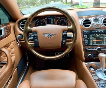 Bentley Continental 2008 - Cần bán Bentley Continental năm 2008, màu trắng, nhập khẩu