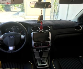 Ford Focus 2008 - Bán xe Ford Focus đời 2008, màu trắng, xe nhập ít sử dụng, giá 320tr