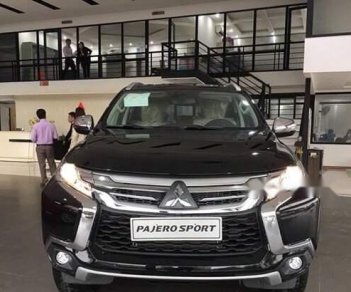 Mitsubishi Pajero   Sport 2019 - Cần bán Mitsubishi Pajero Sport sản xuất 2019, màu đen, xe nhập