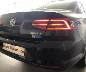 Volkswagen Passat 2018 - Bán Volkswagen Passat model 2018 Sedan cao cấp-sản xuất tại Đức - Nhập chính hãng