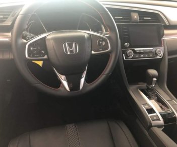 Honda Civic   2019 - Bán xe Honda Civic đời 2019, màu trắng, nhập khẩu nguyên chiếc