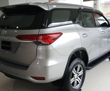 Toyota Fortuner 2.4G MT 2019 - Bán xe Toyota Fortuner 2.4G MT năm 2019, đủ màu, mới 100% giao ngay