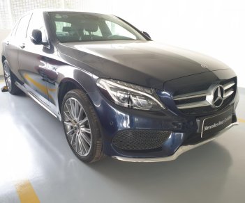 Mercedes-Benz C class C300 AMG 2019 - Mercedes C300 AMG đời 2017, màu xanh, hỗ trợ ngân hàng 70%, nhiều ưu đãi