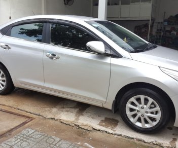 Hyundai Accent 1.4AT 2018 - Bán Hyundai Accent 1.4AT màu bạc, số tự động, sản xuất 2018, mẫu mới bản tiêu chuẩn