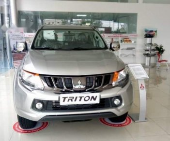 Mitsubishi Triton 2019 - Bán Mitsubishi Triton năm sản xuất 2019, màu bạc, nhập khẩu nguyên chiếc