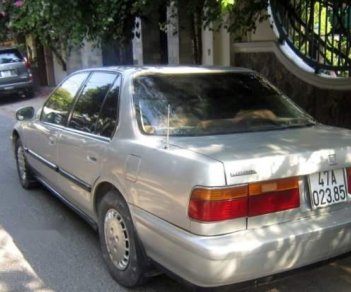 Honda Accord 1993 - Bán Honda Accord năm sản xuất 1993, màu bạc, xe nhập Nhật Bản