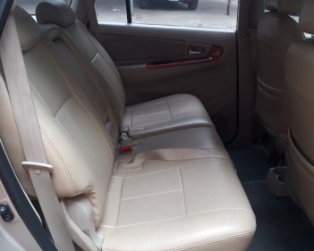 Toyota Innova   2.0 MT  2015 - Bán xe Toyota Innova 2.0 MT năm sản xuất 2015