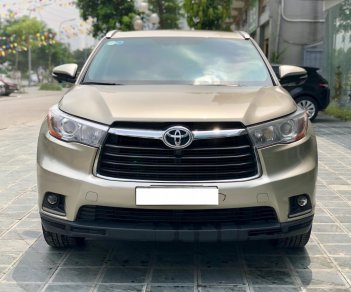 Toyota Highlander 2016 - Bán xe Toyota Highlander LE 2.7 2016, màu vàng, nhập Mỹ LH 0945.39.2468