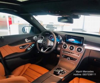 Mercedes-Benz C class C300 AMG 2019 - Bán Mercedes C300 AMG năm 2019, màu trắng, giá tốt