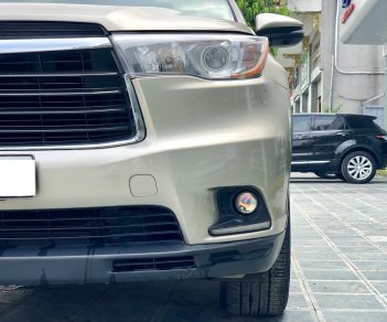 Toyota Highlander 2016 - Bán xe Toyota Highlander LE 2.7 2016, màu vàng, nhập Mỹ LH 0945.39.2468