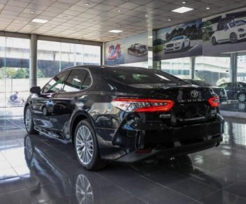 Toyota Camry 2019 - Bán Toyota Camry năm sản xuất 2019, màu đen, nhập từ Thái