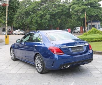 Mercedes-Benz C class C300 2017 - Cần bán Mercedes C300 đời 2017, màu xanh lam