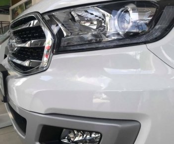 Ford Everest 2019 - Bán xe Ford Everest năm sản xuất 2019, màu trắng, nhập khẩu nguyên chiếc